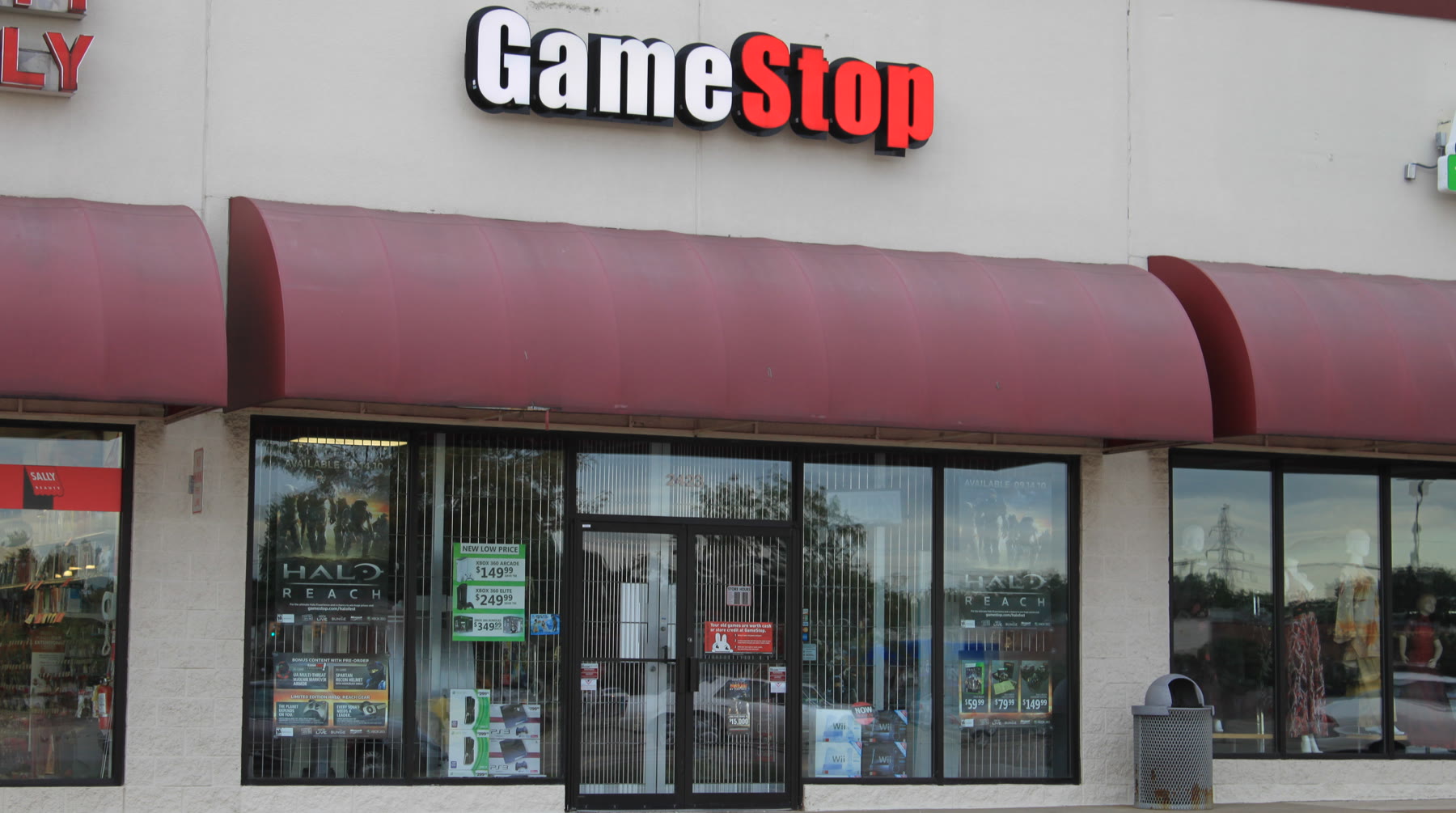 GameStop Is Reportedly Preparing a Takeover Offer for eBay
