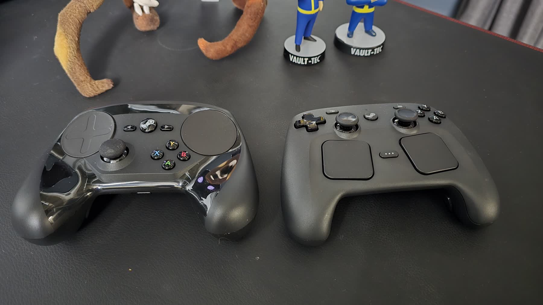 Steam Controller Gets May 4 Release Date as Valve's Other Hardware Waits