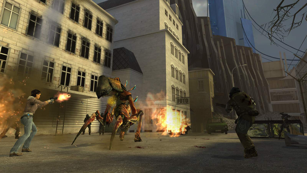Alyx fighting an antlion in a ruined City 17 street in Half-Life 2: Episode One.