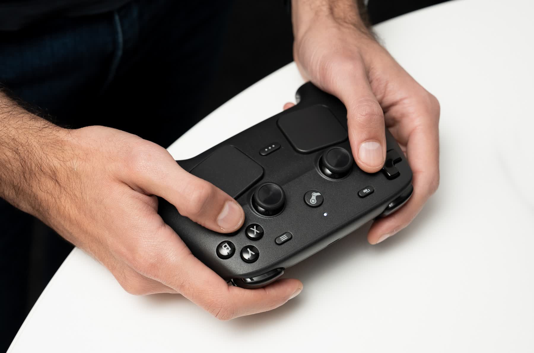 Valve's new Steam Controller shown alongside other Steam hardware